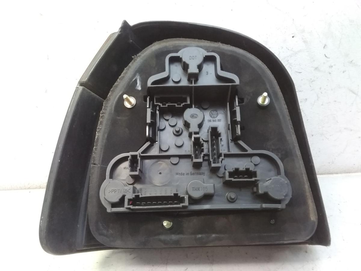 VW Golf 3 1H R&uuml;ckleuchte Heckleuchte rechts HELLA Flie&szlig;heck BJ1997
