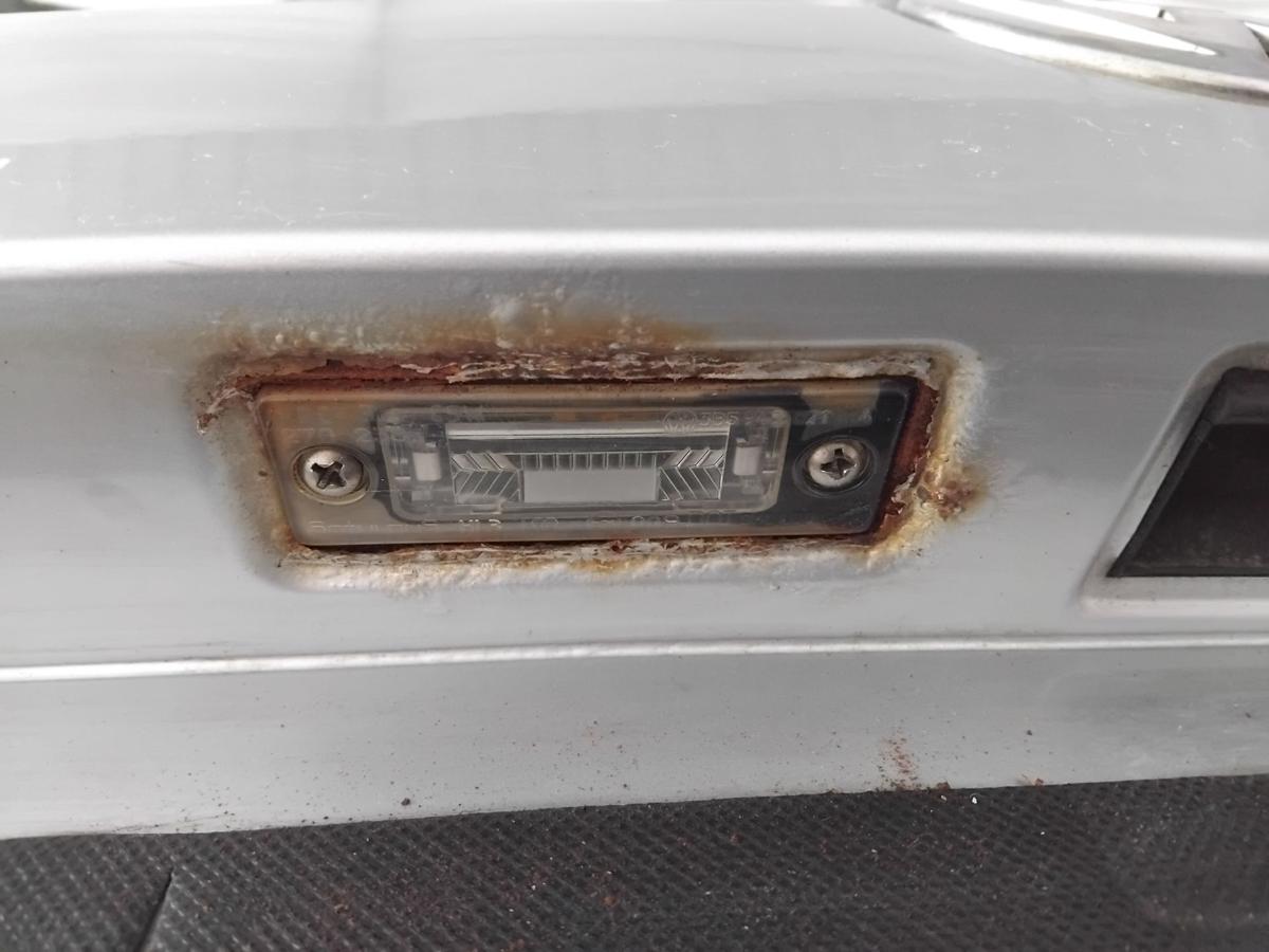 VW Golf Plus 5M Heckklappe reflexsilbermetallic LA7W mit Heckscheibe Rost BJ2005