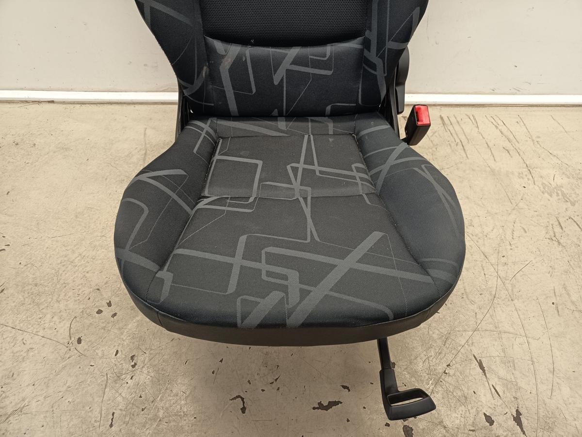 Smart Fortwo 451 original Sitz vorne rechts Stoff Baujahr 2009