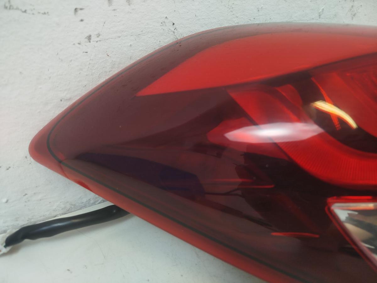 Hyundai i20 GB R&uuml;ckleuchte au&szlig;en links Ecke R&uuml;cklicht Heckleuchte OEM 5trg