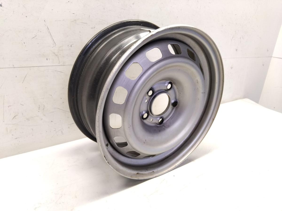 Opel Combo E Cargo XL original Stahlfelge 6.5Jx15H2 ET42 9832762477 Bj.2025