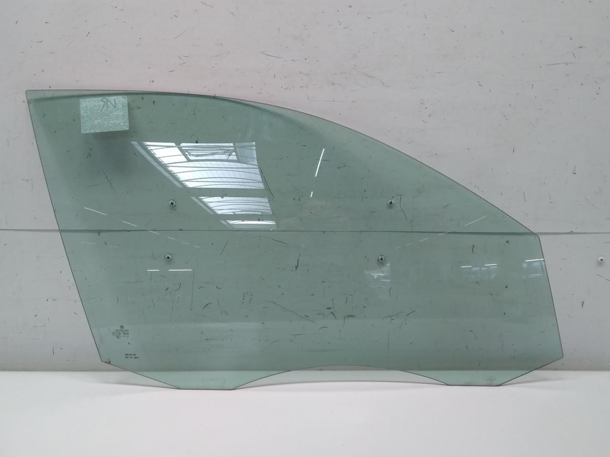 VW Tiguan 5N2 original T&uuml;rscheibe vorn rechts gr&uuml;ncolor BJ2012