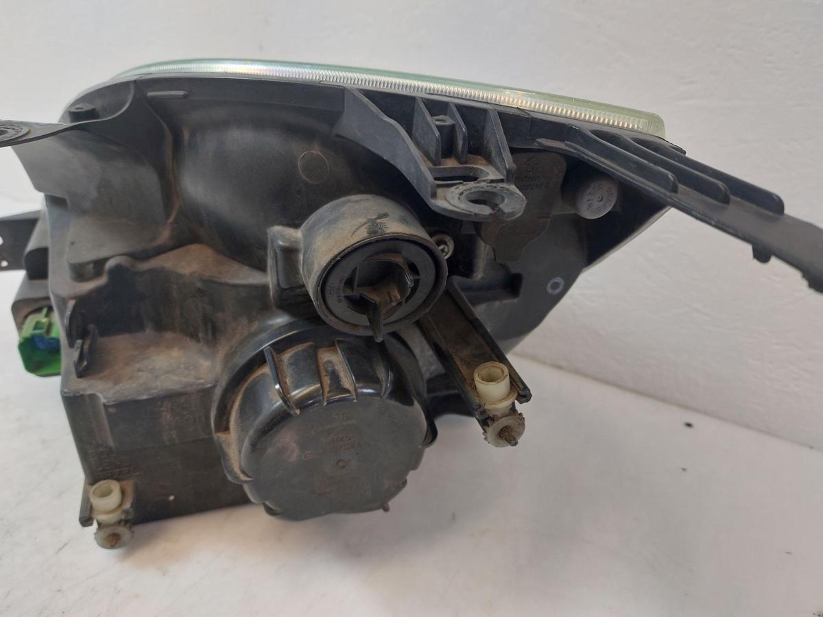 Ford Fiesta JD3 bis 2005 Scheinwerfer rechts Frontscheinwerfer Halogen Lampe