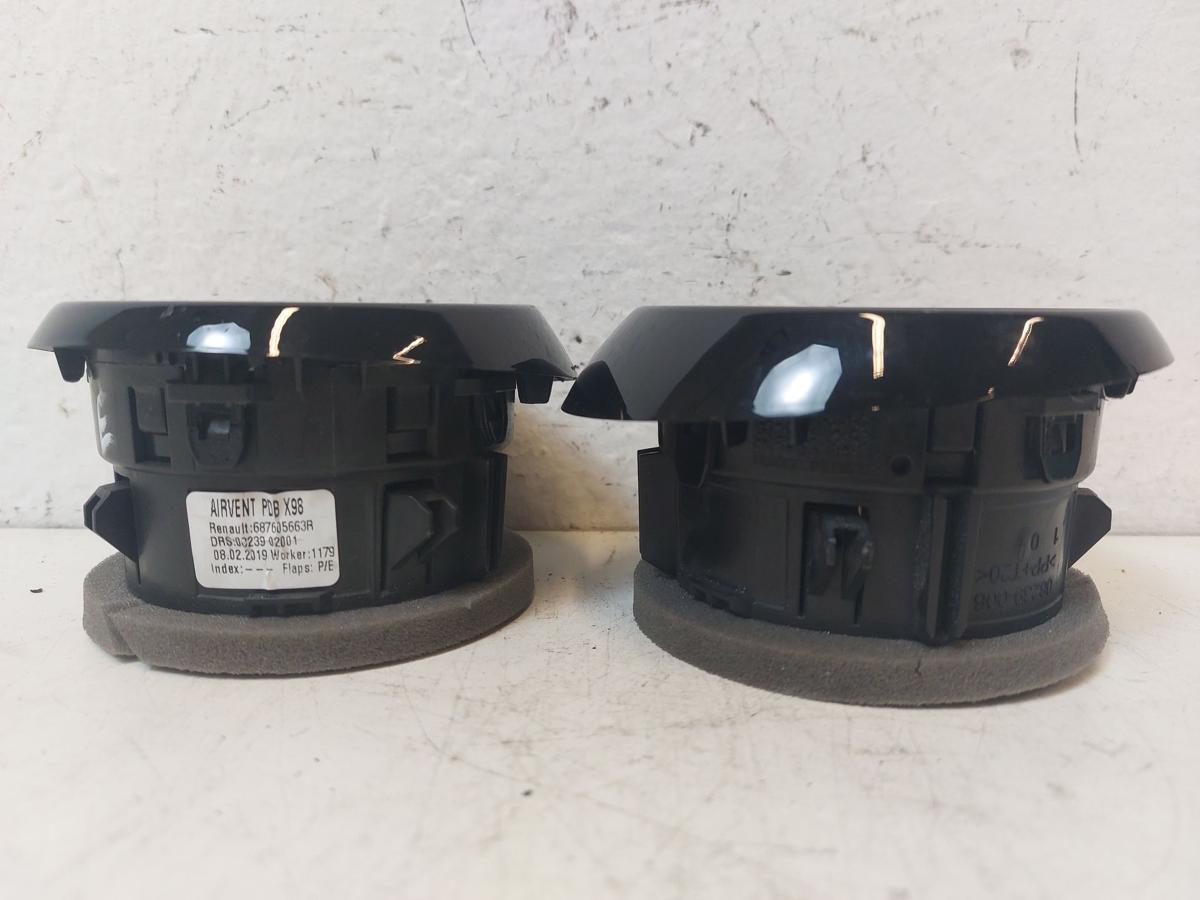 Renault Clio IV X98 TCe90 Satz Luftd&uuml;sen au&szlig;en links und rechts Armaturenbrett