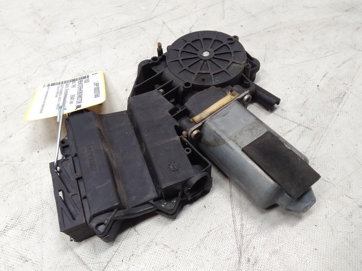 VW Golf 3 Cabrio original Fensterhebermotor vorn rechts 1E0959802A BJ1999