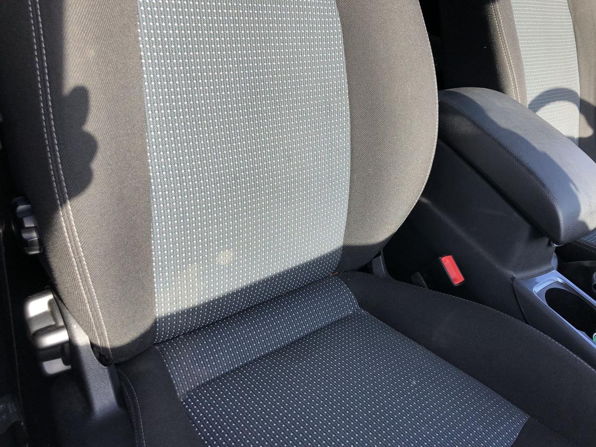 Ford Mondeo MK4 BA7 Turnier Sitz vorn rechts Stoffsitz Autositz mit Heizung