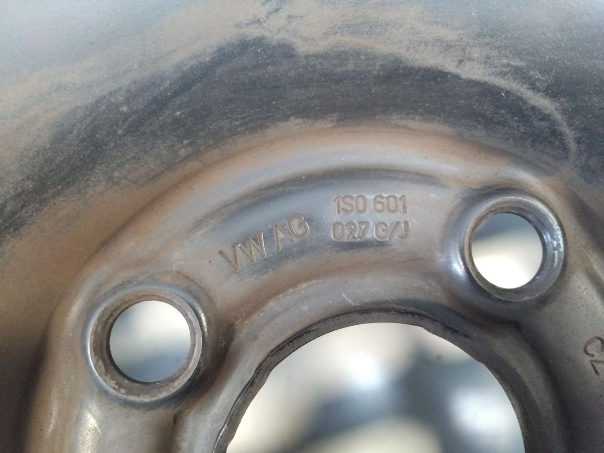 VW Up original Satz Stahlfelgen schwarz 5Jx14ET35 BJ2018