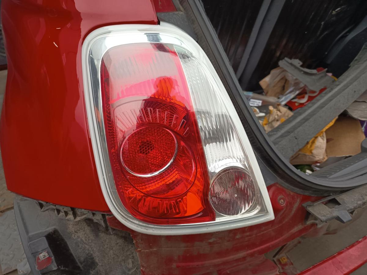 Fiat 500 original R&uuml;ckleuchte links Heck Schluss Licht Bj 2012