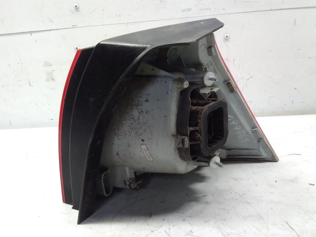 VW Golf 5 1K original Rückleuchte Schlussleuchte links aussen Fließheck BJ2007