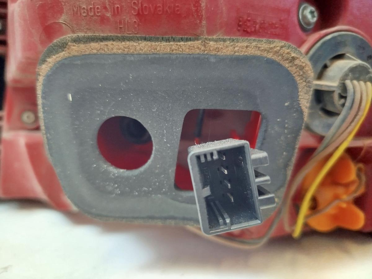 VW Passat 3C B7 Variant R&uuml;ckleuchte au&szlig;en links R&uuml;cklicht R&uuml;ckscheinwerfer