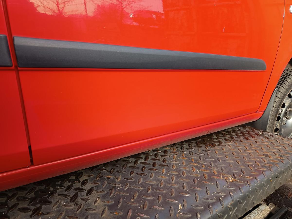 Skoda Fabia 5J orig Tür vorn rechts Beifahrertür LF3K Rot Bj 2011