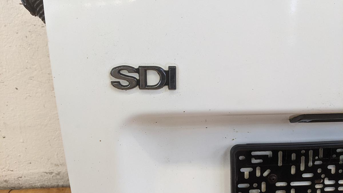 VW Caddy 9K Fl&uuml;gelt&uuml;r hinten links ohne Scheibe Heckt&uuml;r 902 weiss