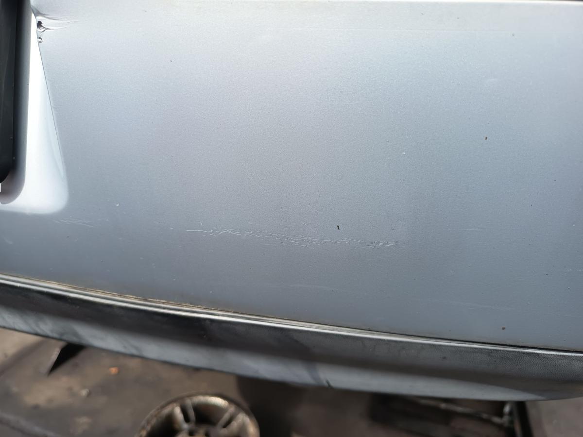 VW Golf IV original Sto&szlig;stange F&auml;nger hinten Heck B7Z Satinsilber Bj 1998