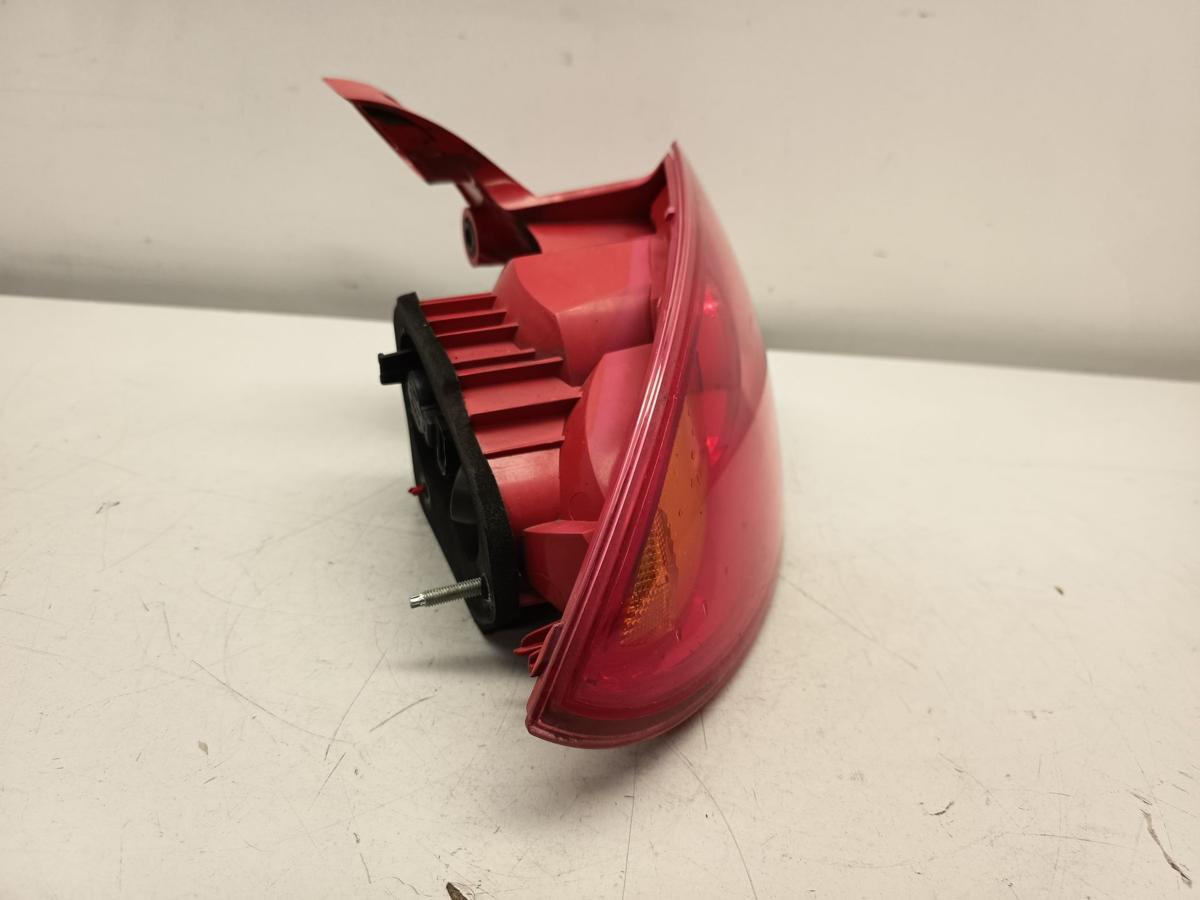 Seat Leon 1P Facelift Bj 2009 original Rück-Heck-Schlussleuchte links außen