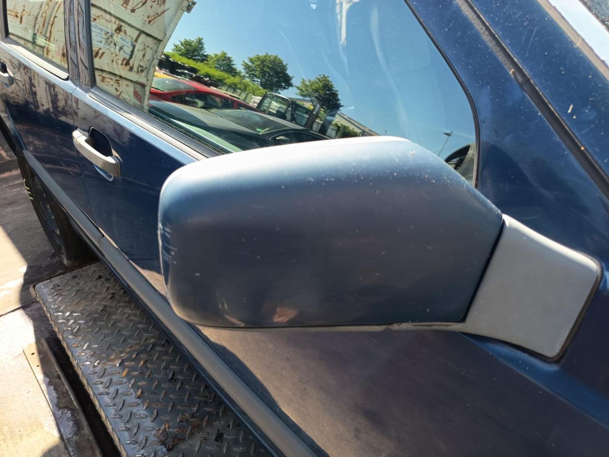 Volvo 850 original Aussenspiegel rechts manuell 417 Royalblau Bj 1995