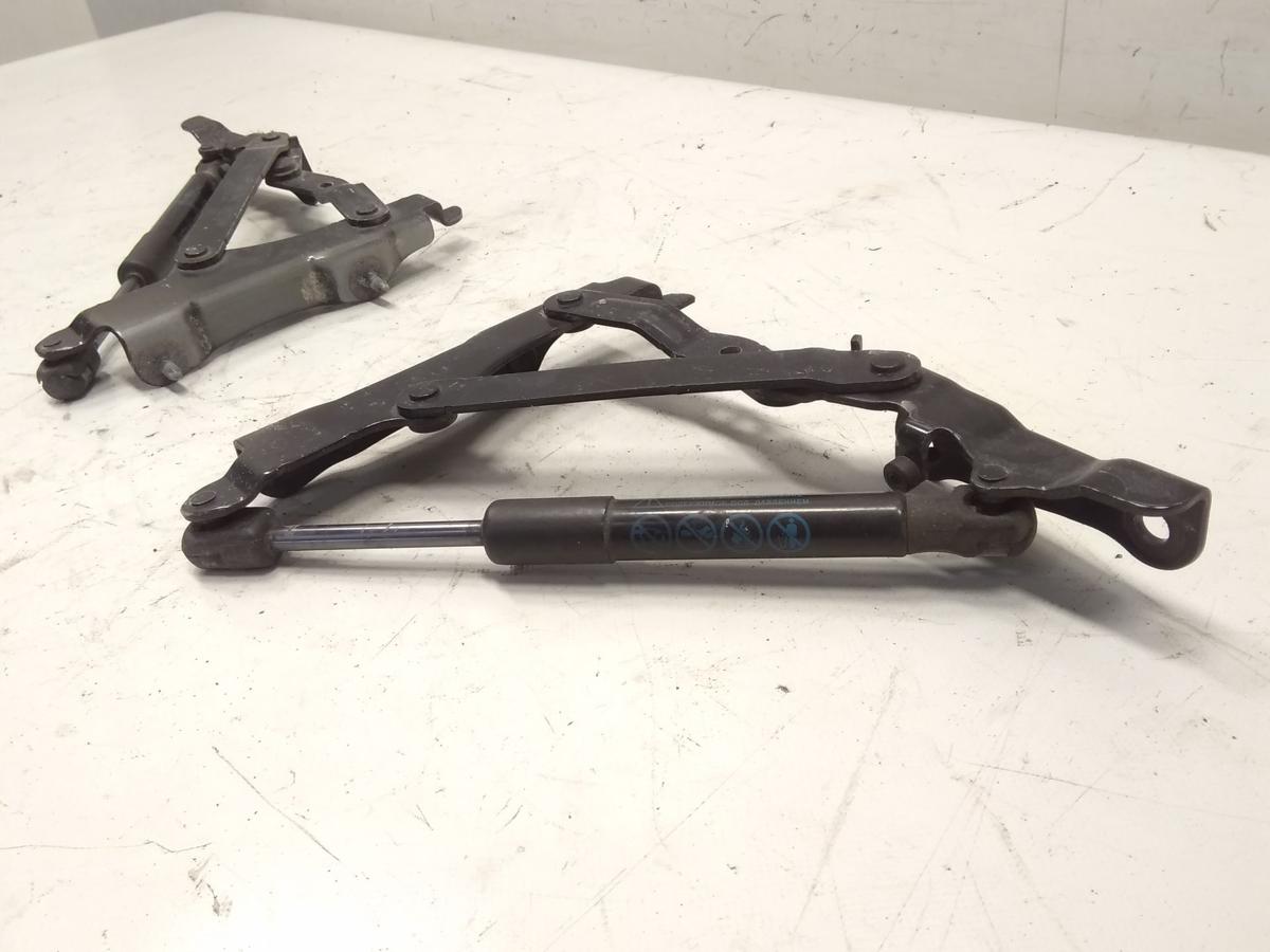 Mazda MX-5 MX5 ND original Satz Heckklappenscharniere unfallfrei Bj.2015
