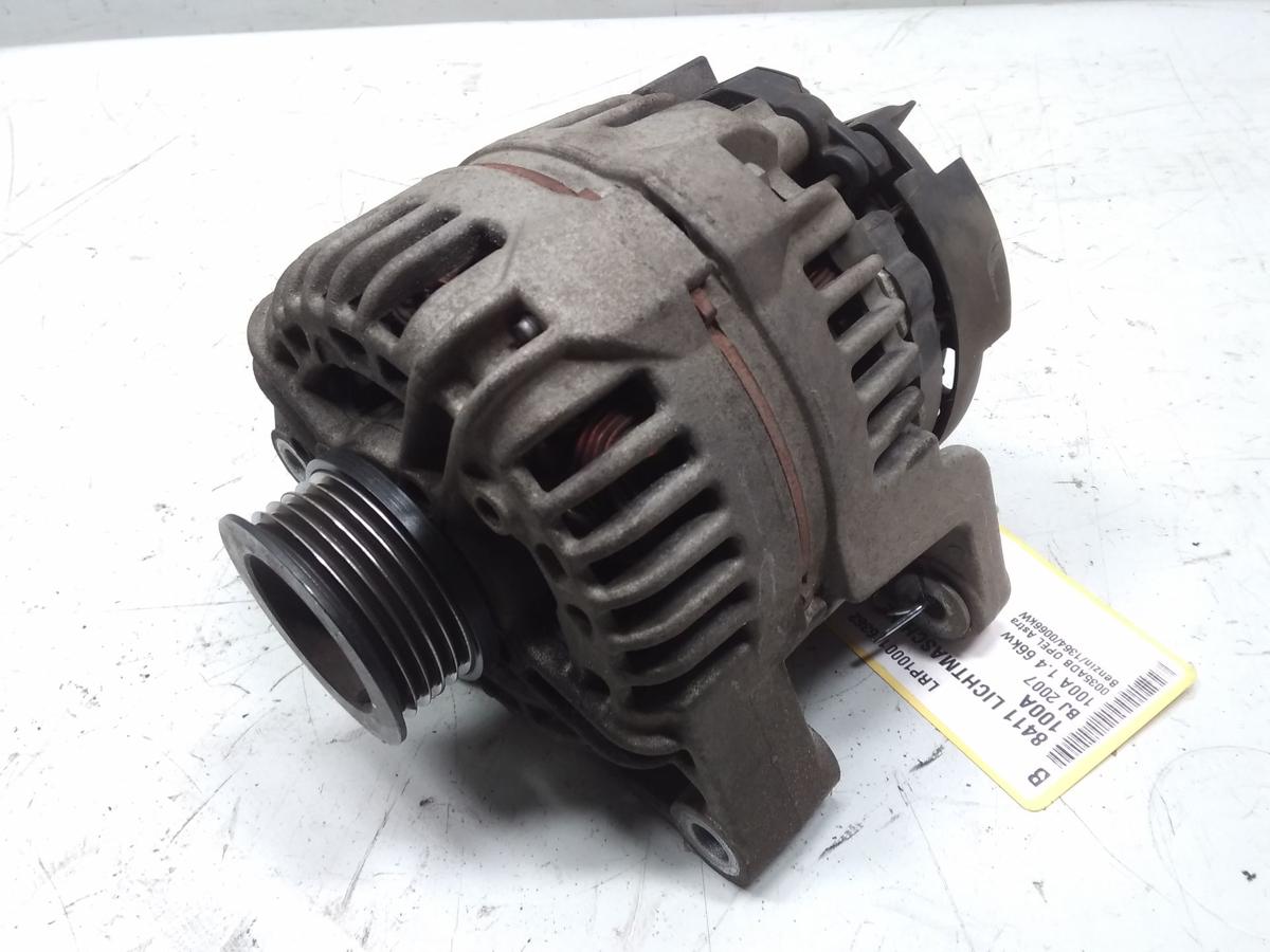 Opel Astra H original Lichtmaschine Generator 100A Bosch 1.4 66kw Z14XEP Bj.2007