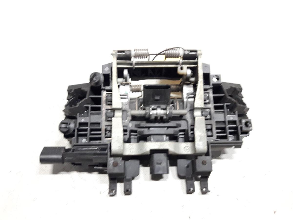 Audi A8 4E D3 original Türgriff hinten rechts inkl. Träger Bj.2004