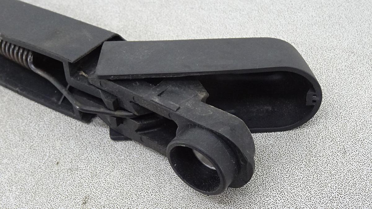 Opel Corsa C Wischerarm hinten in schwarz Bj2002