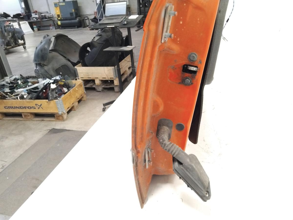 BMW E36 3er Compact Tür vorn rechts Beifahrertür 314 Hellrot Uni BJ1994