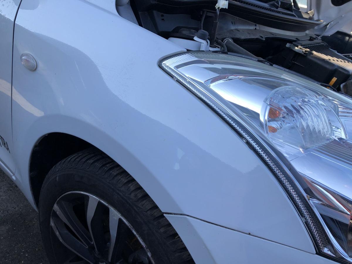 Suzuki Swift NZ Kotfl&uuml;gel vorn rechts Beifahrerseite Seitenwand weiss unbekannt
