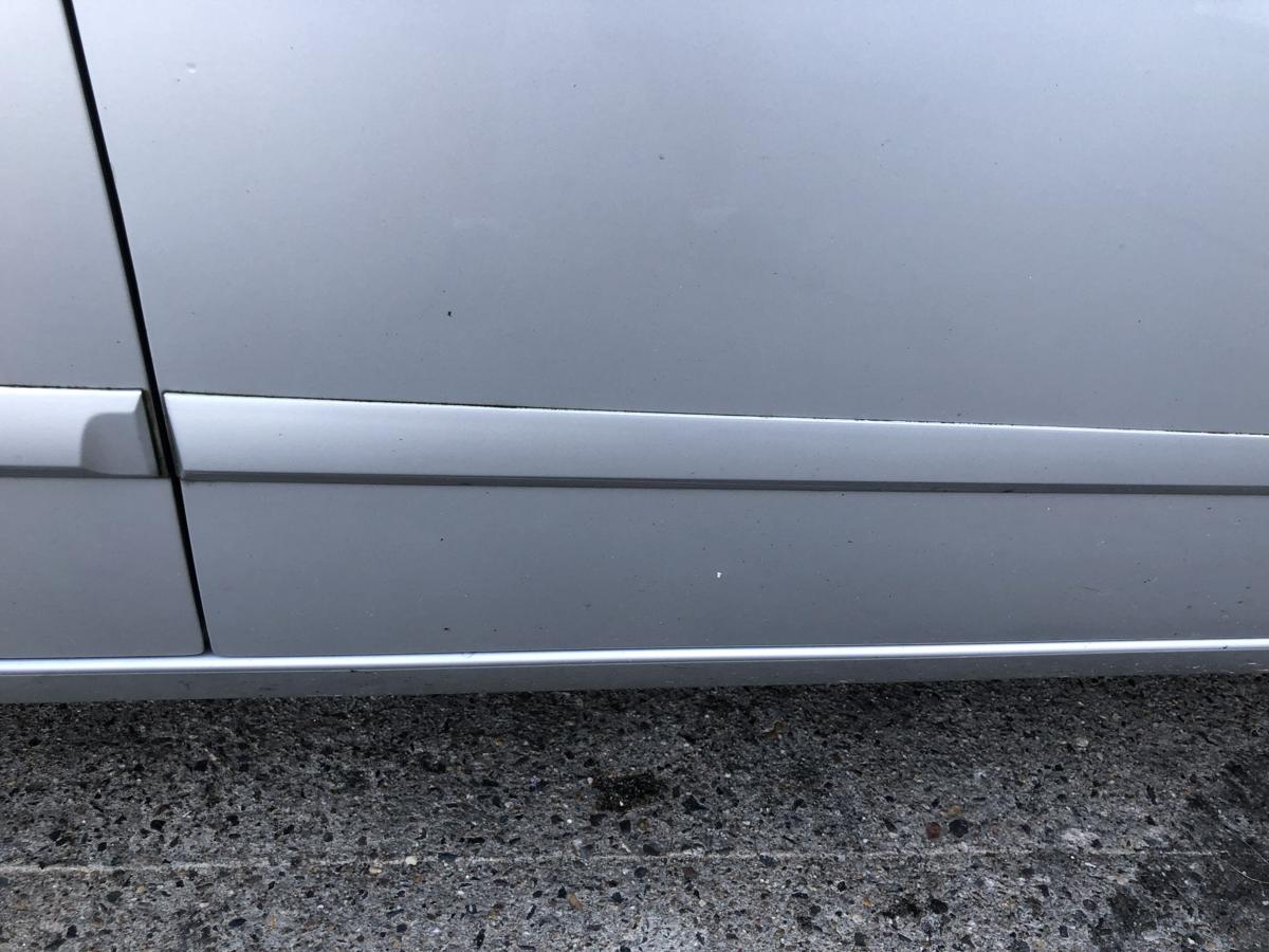 Opel Astra H Caravan T&uuml;r vorn rechts Beifahrert&uuml;r im Rohbau 2AU Starsilber III
