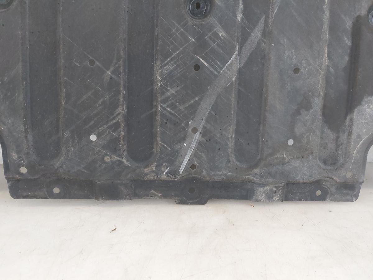 NIO EL6 Elektro SUV Unterfahrschutz Motorschutz hinten Unterbodenschutz