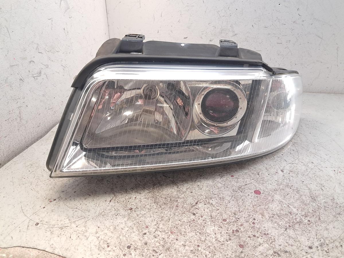Audi A4 B5 Facelift original Scheinwerfer links Valeo mit LWR Bj.2000