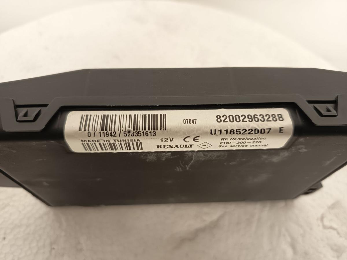 Dacia Logan SD orig Steuergerät Komfort für ZV BCM 8200296328B Bj 2007