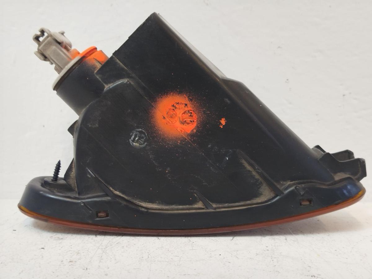 Toyota Celica Coupe T18 Blinker Blinkleuchte vorn rechts orange