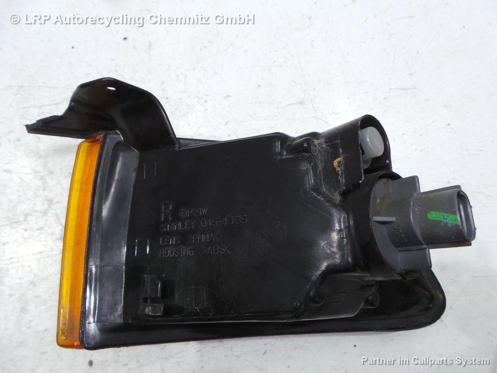 Mitsubishi Galant BJ 1998 Blinker vorn links Blinkleuchte Stanley Gelb