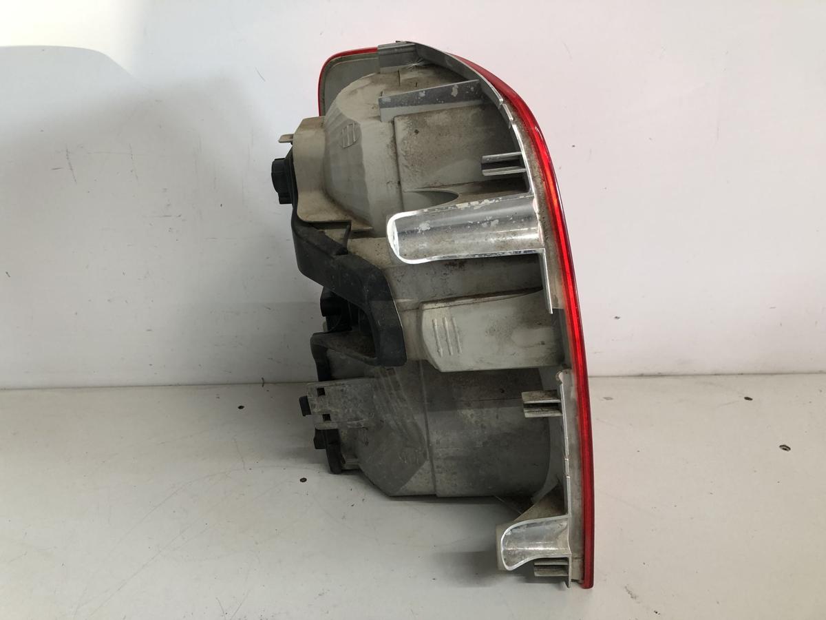 VW Touran 1 I orig Rückleuchte rechts Heck Schluss Bj 2004