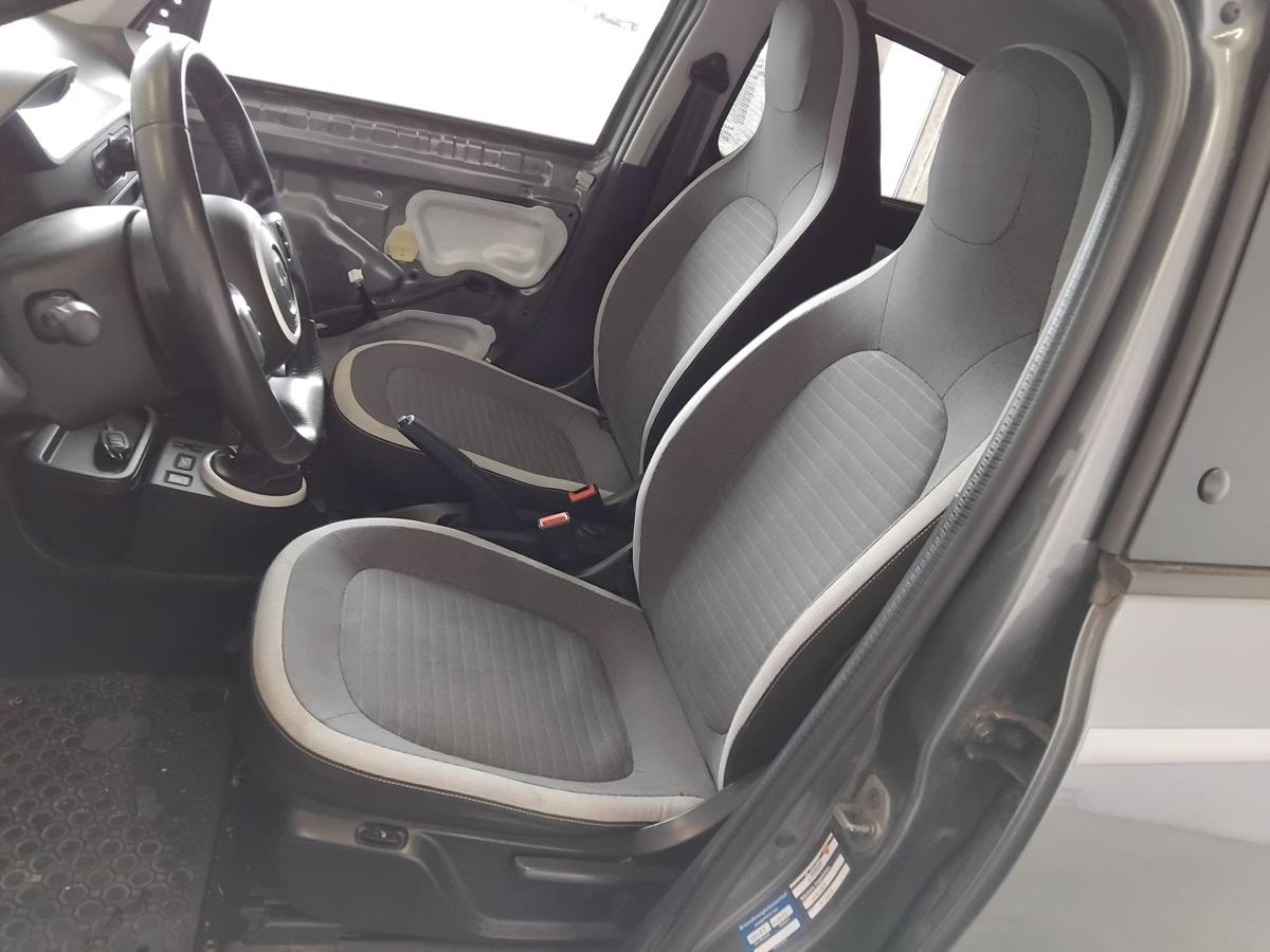 Renault Twingo 3 original Sitz vorn links Fahrersitz Stoff grau beheizt BJ2018