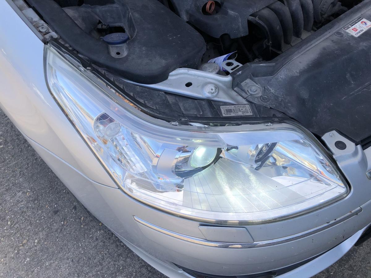 Citroen C4 Typ L Scheinwerfer rechts Xenon Frontscheinwerfer OEM Valeo