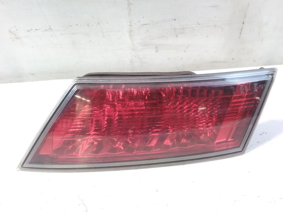 Honda Civic 8 FK1 original R&uuml;ckleuchte Schlussleuchte innen rechts 5t&uuml;rig BJ2008