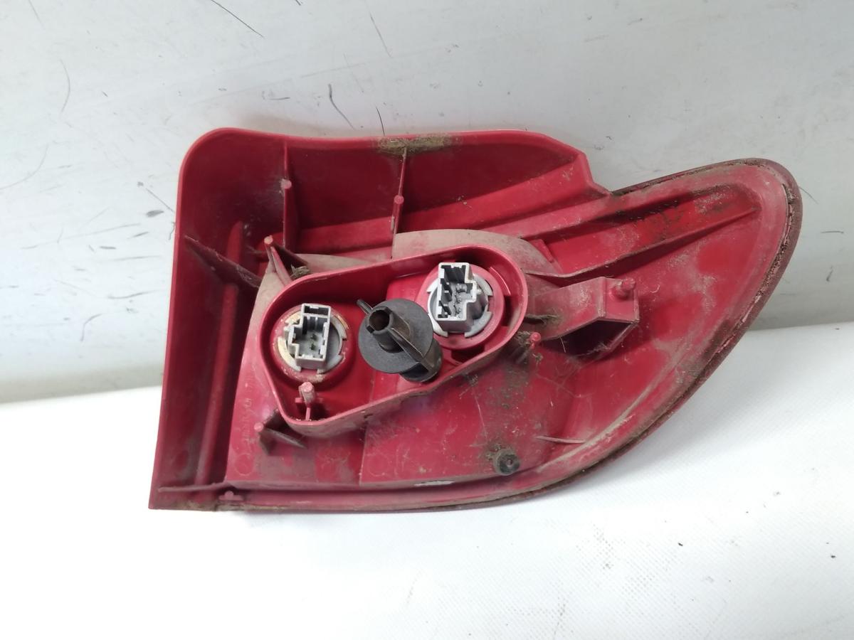 Mazda 2 DY original Rückleuchte Heckleuchte links außen BJ2003