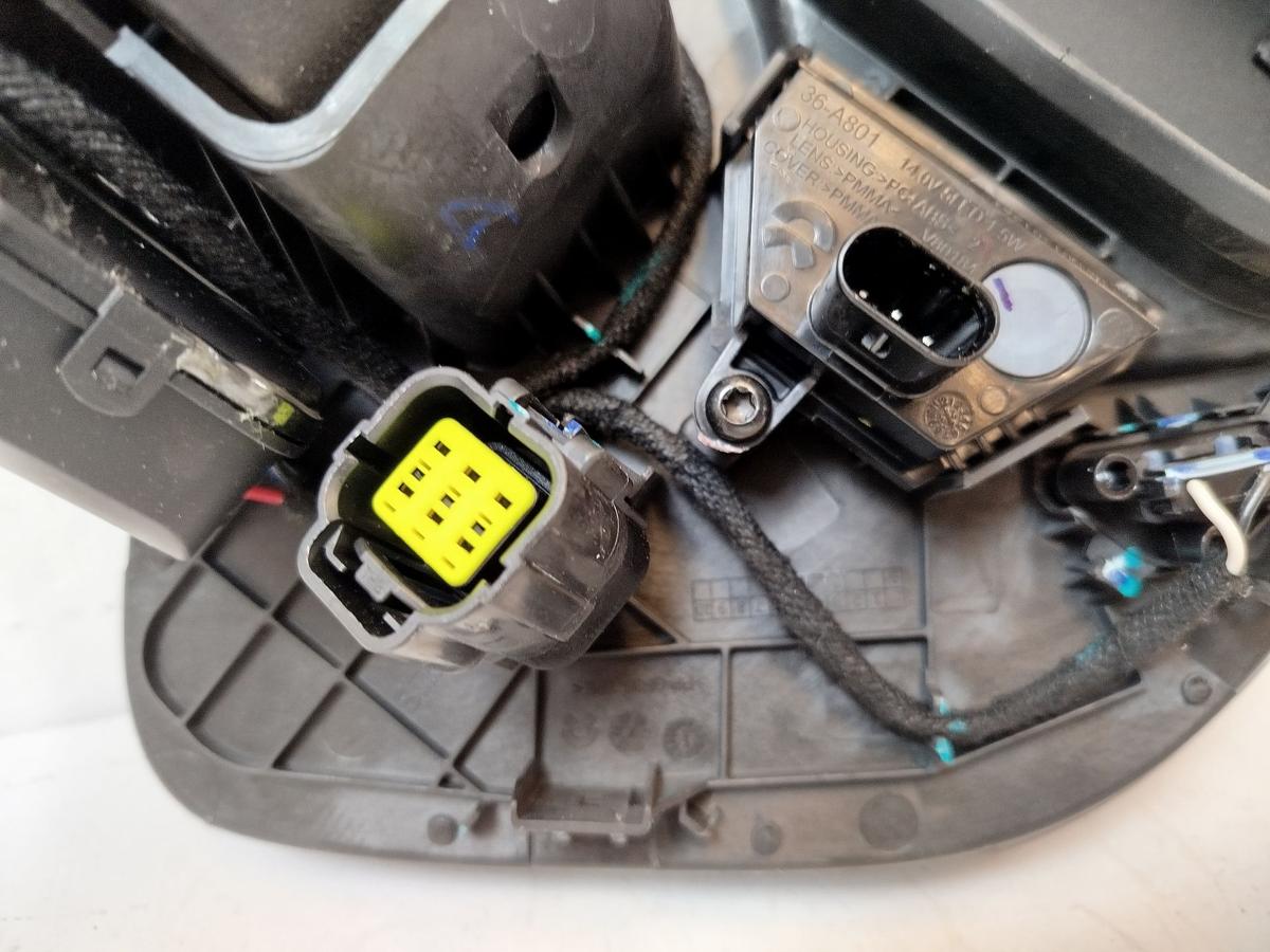 NIO EL6 Elektro SUV Ladeklappe Klappe HV Ladeanschluss