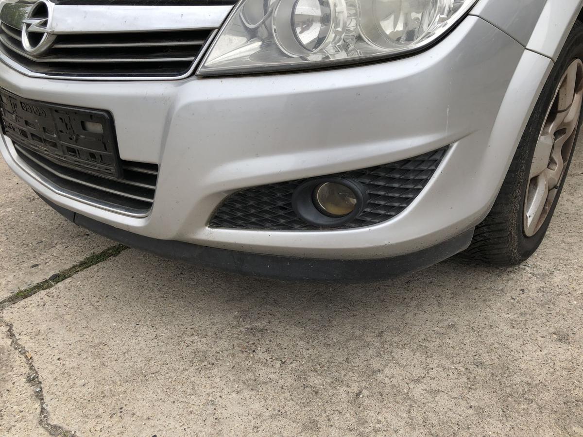 Opel Astra H Caravan Sto&szlig;f&auml;nger vorn Frontsch&uuml;rze Facelift Nebel 2AU Starsilber