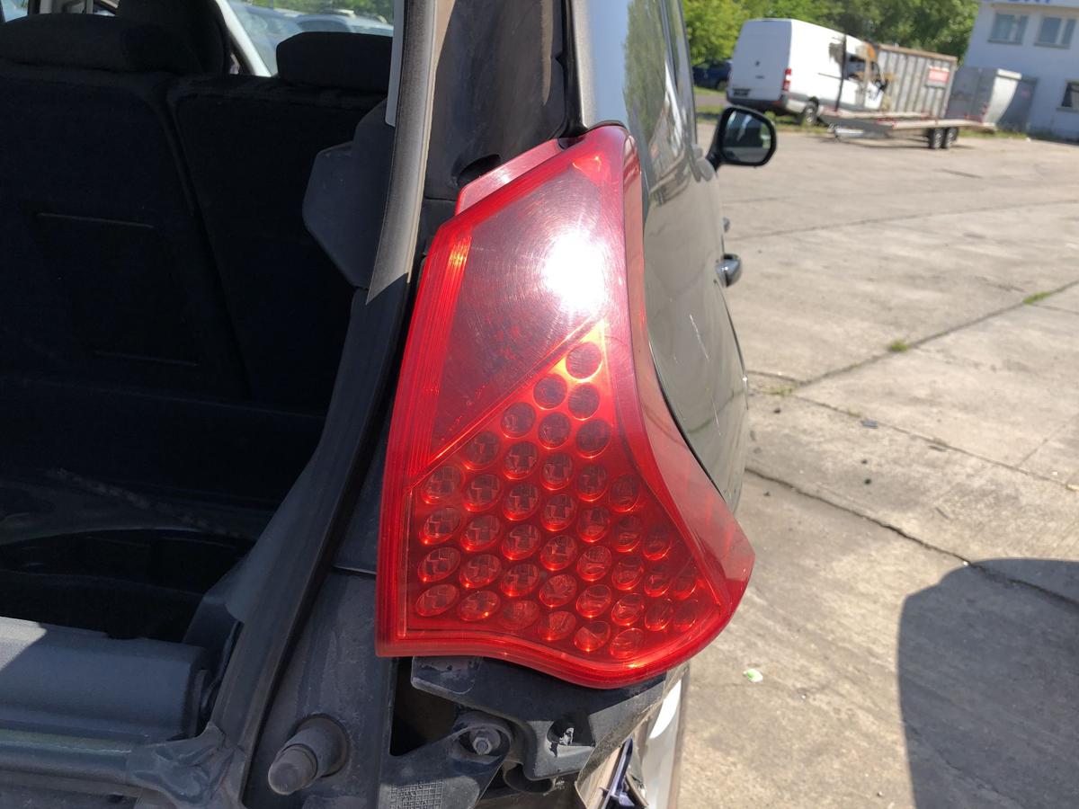 Peugeot 3008 I Typ 0U Rückleuchte außen rechts Rücklicht Heckleuchte