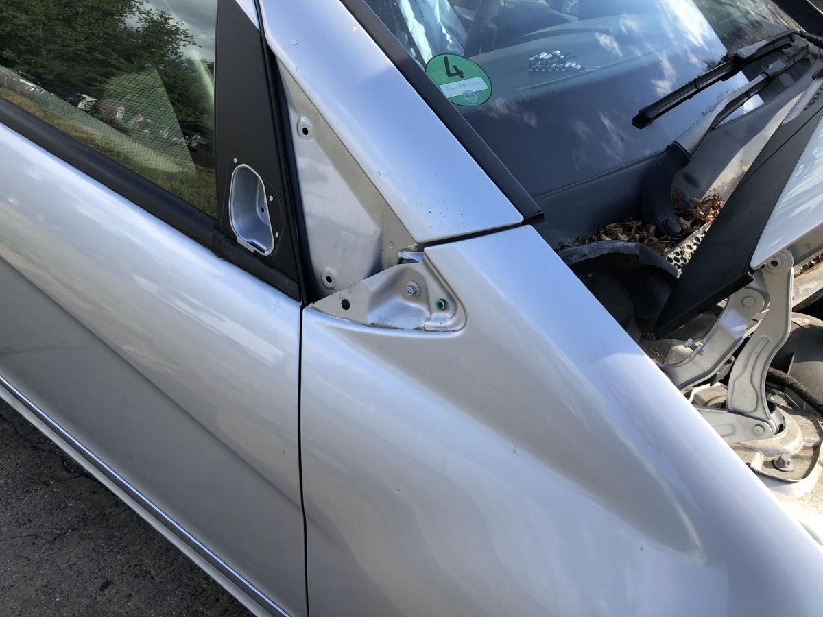 Mercedes A Klasse W169 ab 08 Kotfl&uuml;gel vorn rechts Beifahrerseite 761 silber