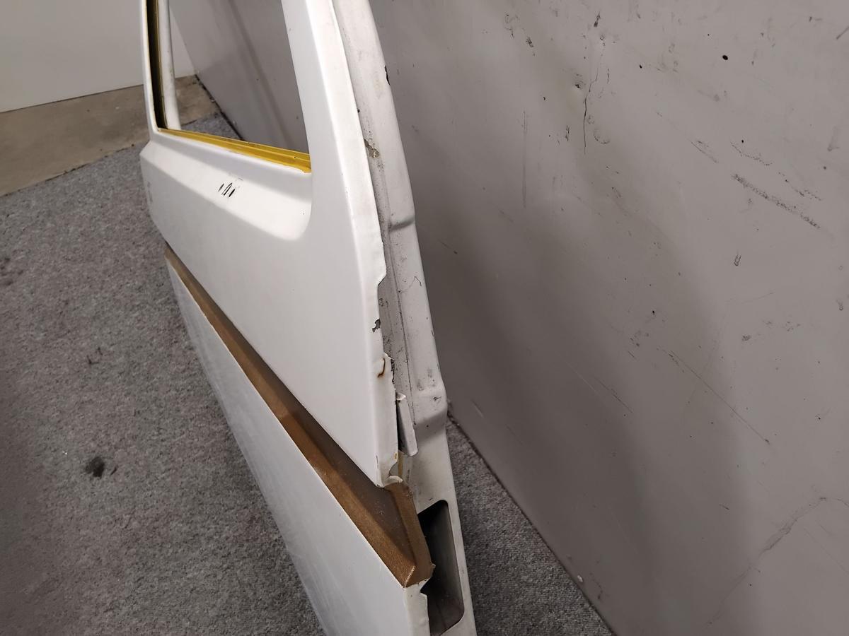 VW T3 T&uuml;r vorn rechts Beifahrert&uuml;r Bj.1987 starke Gebrauchsspuren