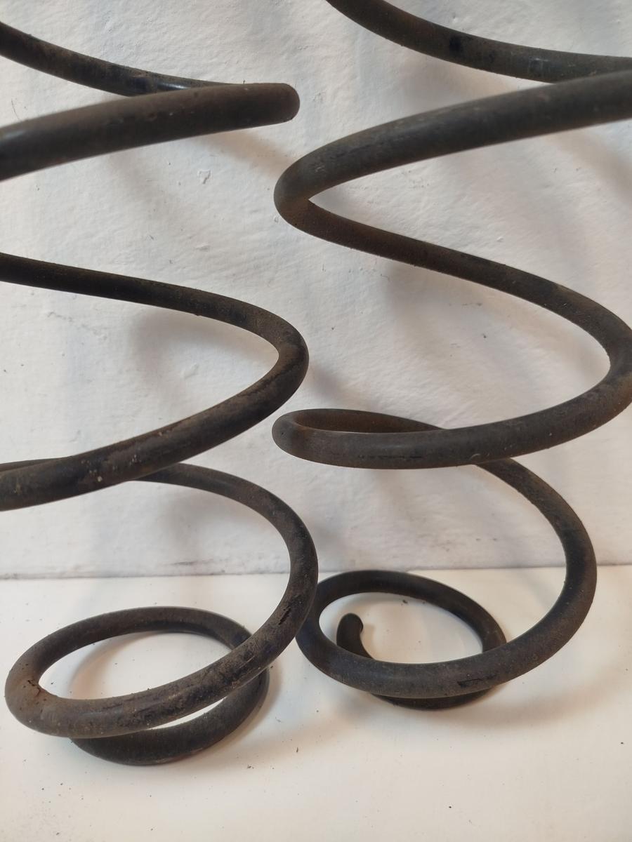 Peugeot 308 SW T9 Satz HInterachsfedern Feder Schraubenfeder hinten links rechts