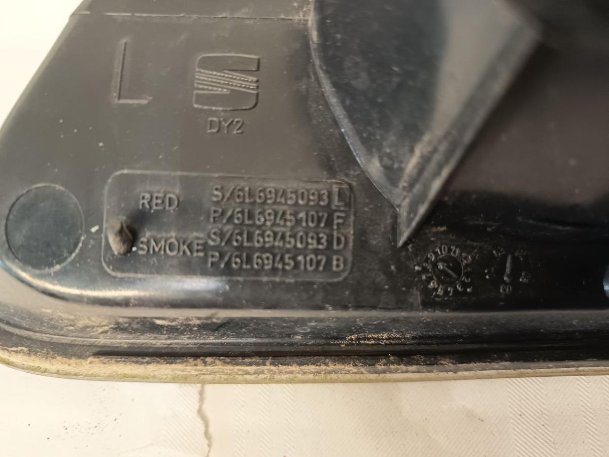 Seat Ibiza 6L original schwarze Rückleuchte links innen an Heckklappe EZ2006