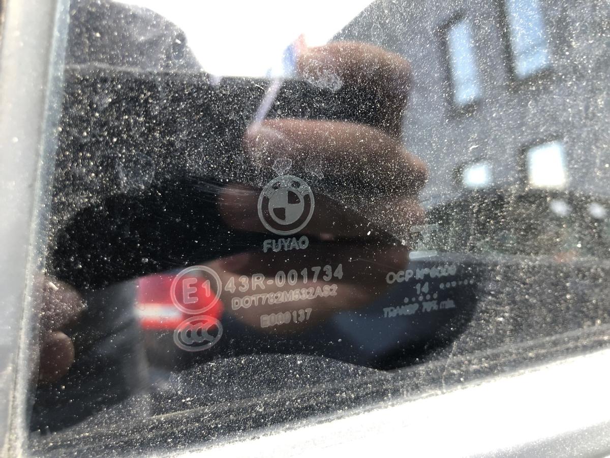 BMW 1er F20 Türscheibe hinten links Seitenscheibe 5 türer Foliengetönt