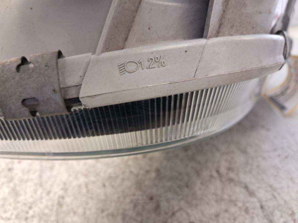 Volvo V40 S40 Scheinwerfer links Doppelscheinwerfer schwarz mit LWR Bj.2002