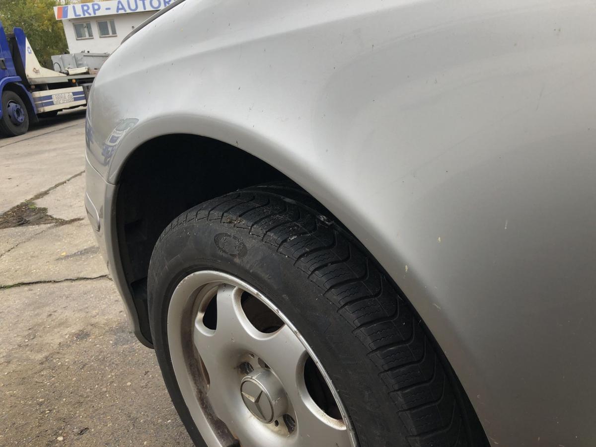 Mercedes W211 Limo E Klasse Kotflügel vorn links Farerseite 723 Cubanitsilber