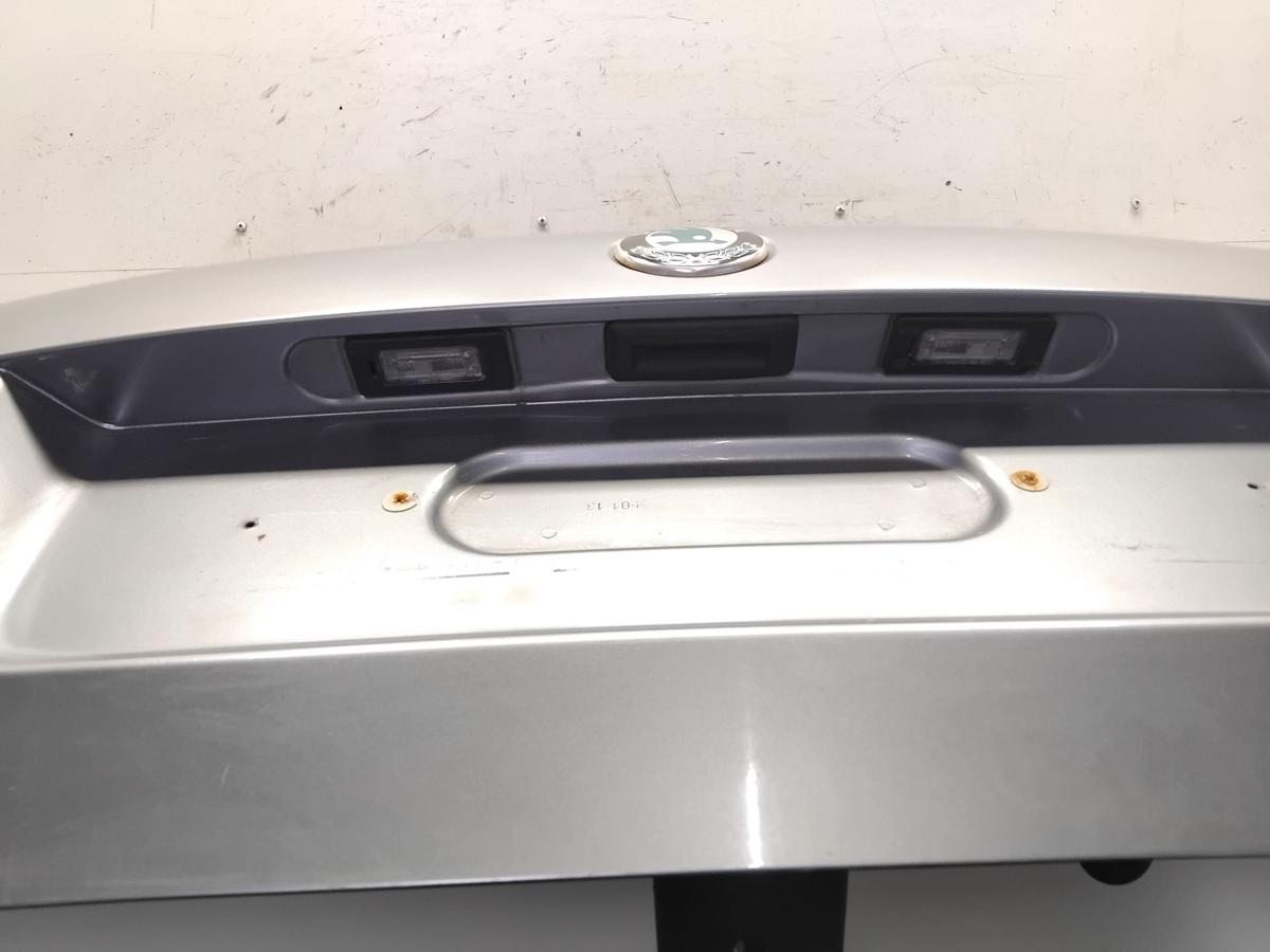 Skoda Fabia 2 5J Facelift Heckklappe mit Scheibe Flie&szlig;heck BJ2013 LF8L Platingrau