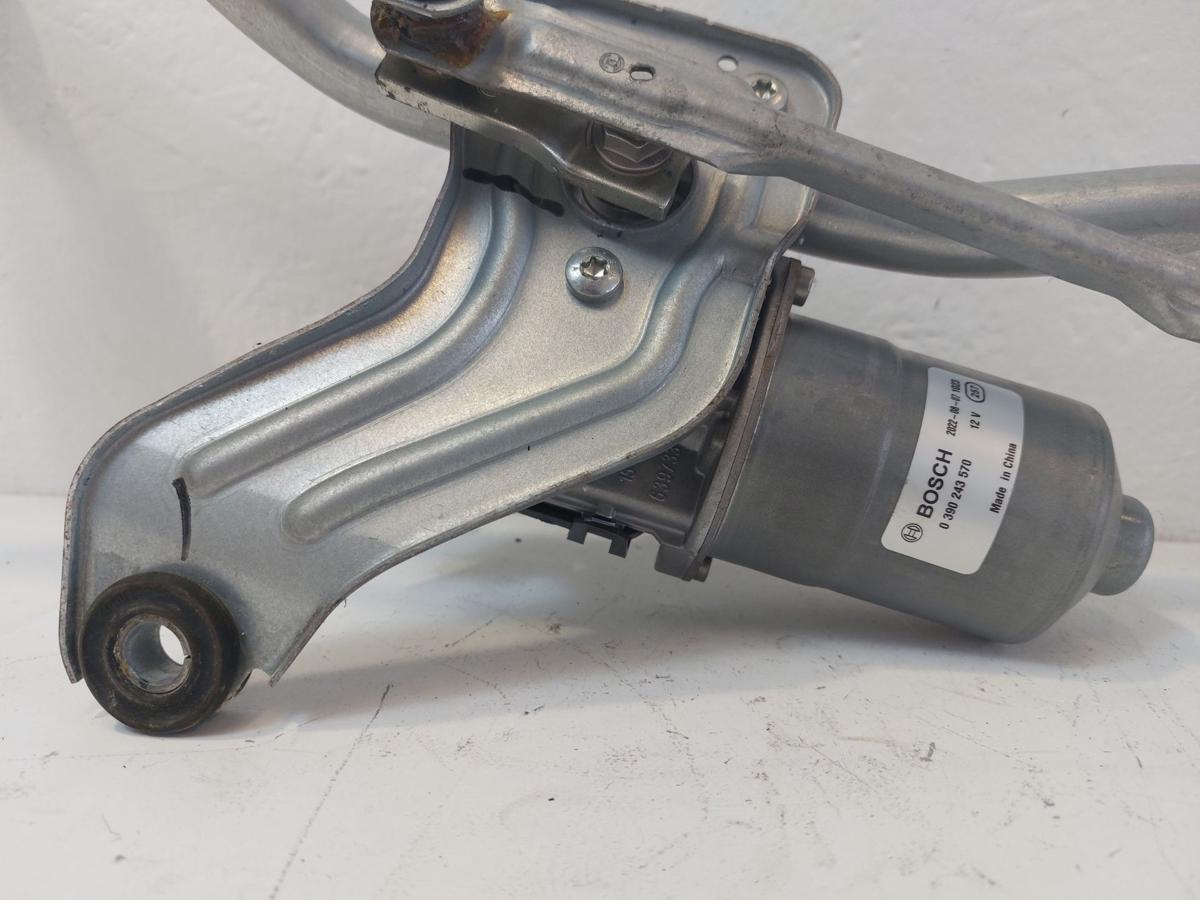 NIO ET7 Elektro Wischermotor Wischergestänge vorn Bosch Scheibenwischerantrieb