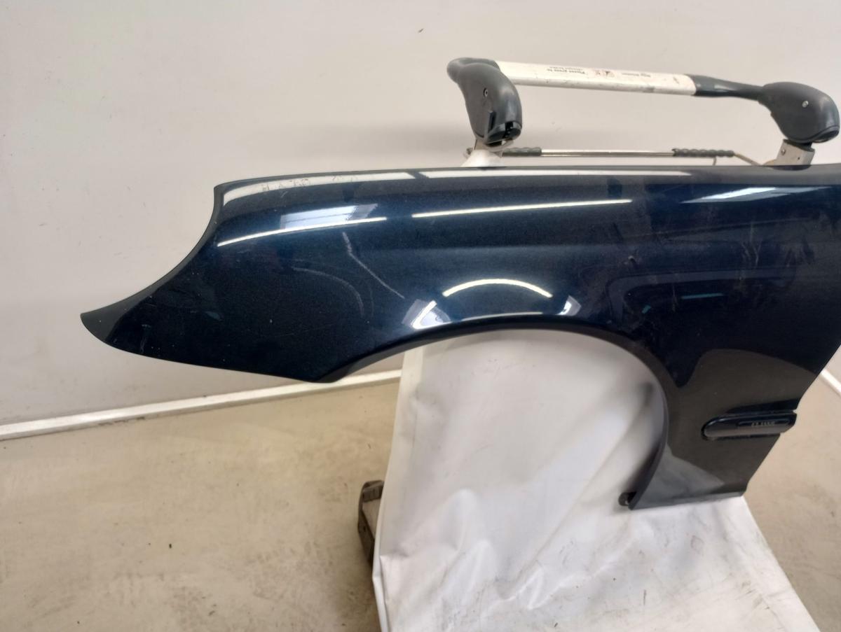 Mercedes C-Klasse W203 orig Kotflügel vorn links 359 Tansanitblau Bj 2005