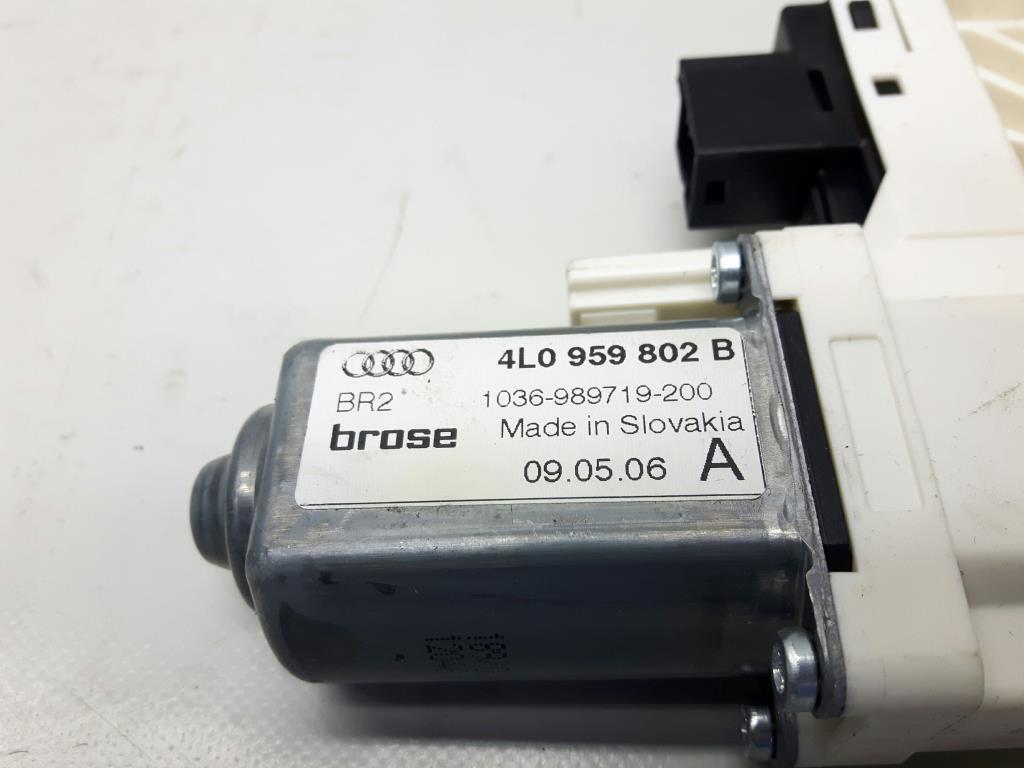 Audi Q7 4L Bj.2006 original Fensterhebermotor vorn rechts 4L0959802B